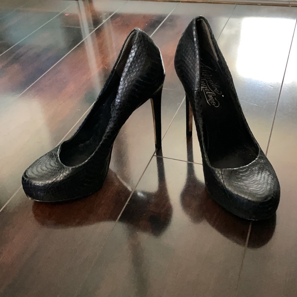 Alejandro Ingelmo Black Python Platform Heels Sti… - image 4